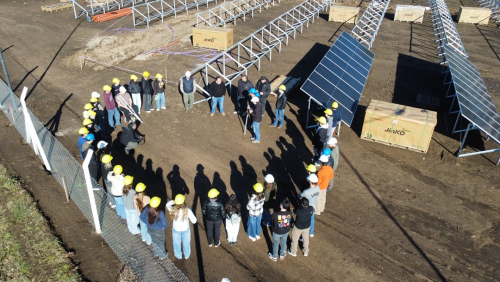 DEL AULA AL PARQUE SOLAR: ESTUDIANTES DE INGENIERÍA RECORRIERON OBRAS DE LA REGIÓN